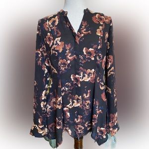 Simply Vera Wang Long Sleeve Button Front & Handkerchief Hem